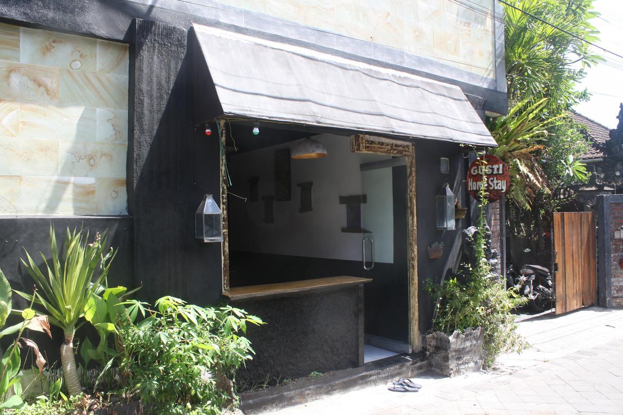 Gusti Homestay Kerobokan المظهر الخارجي الصورة